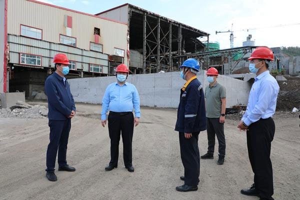 市委書記岳國(guó)棟深入國(guó)森礦業(yè)開展實(shí)地調(diào)研